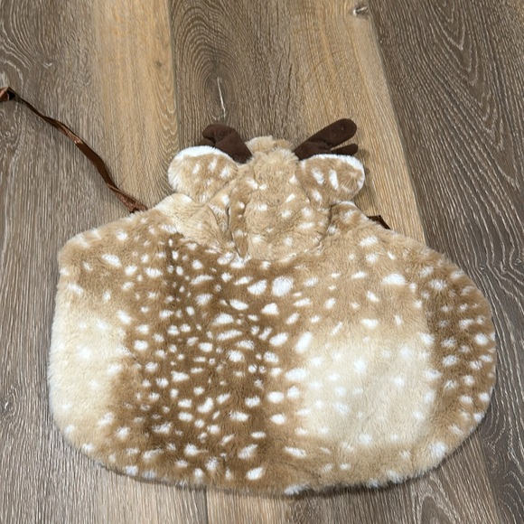 Reindeer cape - Picture 5 of 5